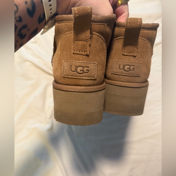 UGG Ultra Mini Platform Chesnut - Picture 3 of 5